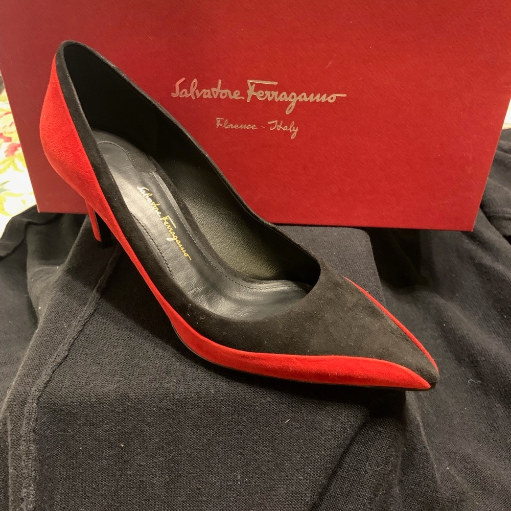 Salvatore Ferragamo pumps